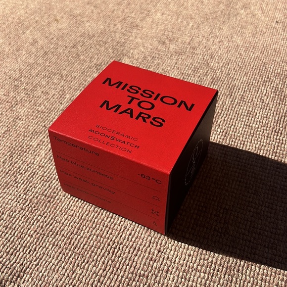 Omega Swatch Moonswatch Mission to Mars - Picture 5 of 7